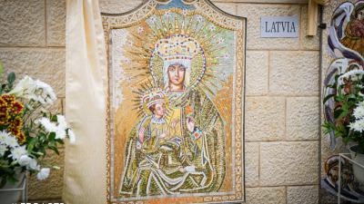  The mosaic icon of the Virgin Mary of Aglona (Latvia)