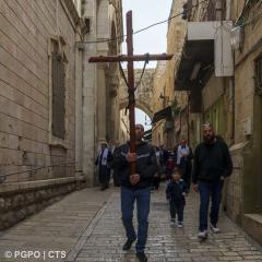 Via Crucis The Way of Peace 